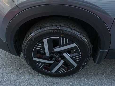 New 2026 Nissan Kicks SV image 11