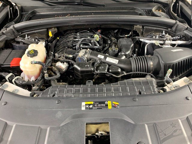 Used 2023 Jeep Grand Cherokee Altitude AWD/4WD image 38