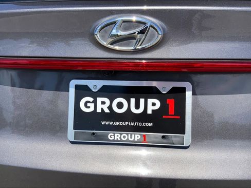 Used 2021 Hyundai Santa Fe SEL Premium image 10