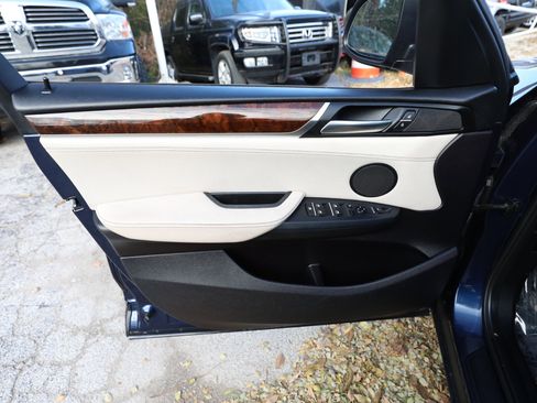 Used 2016 BMW X3 xDrive28i image 18