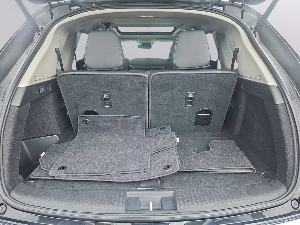 Used 2025 Acura MDX SH-AWD image 34