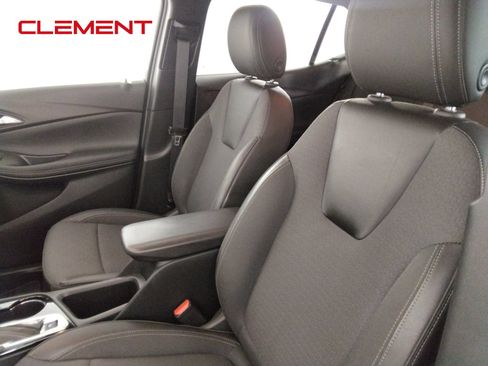 Used 2024 Buick Encore GX Preferred FWD image 24