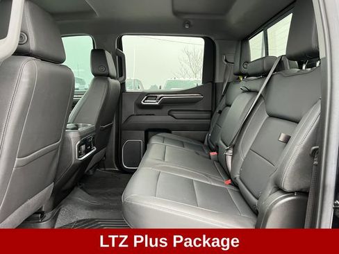 Used 2022 Chevrolet Silverado 1500 LTZ image 8