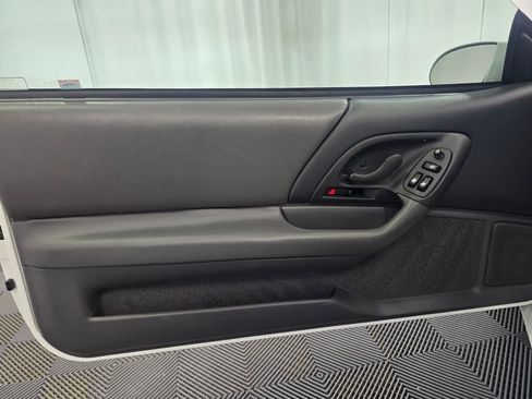 Used 1997 Chevrolet Camaro SS w/ Preferred Equipment Group 2 image 92