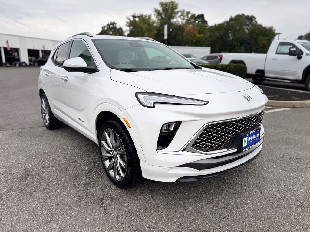 Used 2026 Buick Encore GX Avenir w/ Avenir Convenience Package AWD/4WD image 9