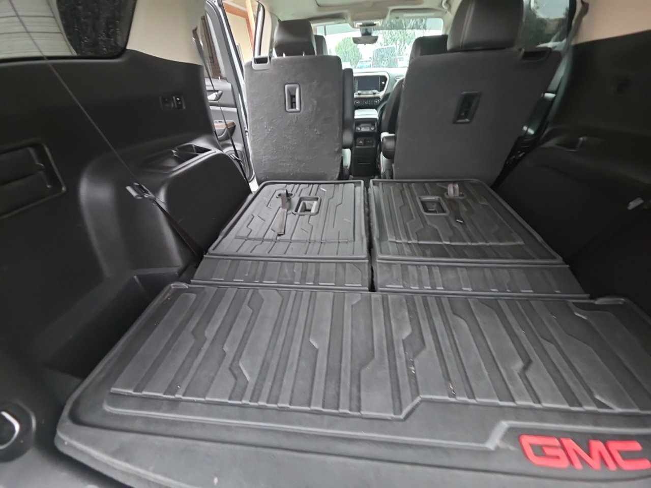 Used 2020 GMC Acadia Denali w/ Trailering Package AWD/4WD image 20