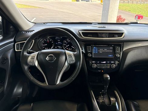 Used 2016 Nissan Rogue SL w/ SL Premium Package image 11