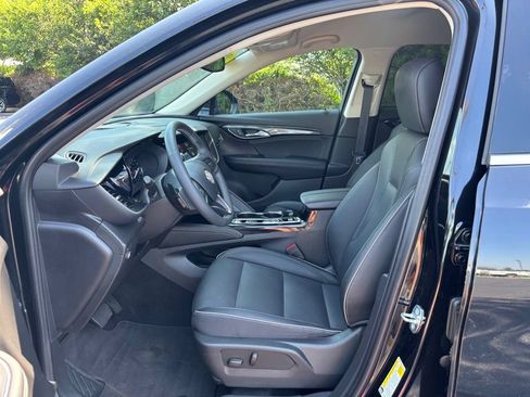 Used 2023 Buick Envision Essence AWD/4WD image 15