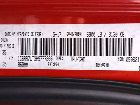 Used 2017 RAM 1500 Classic SLT image 47