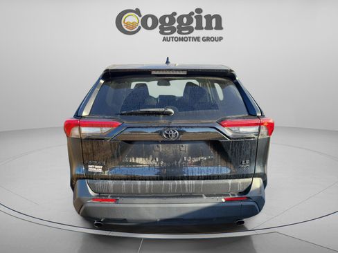 Used 2023 Toyota RAV4 LE image 4