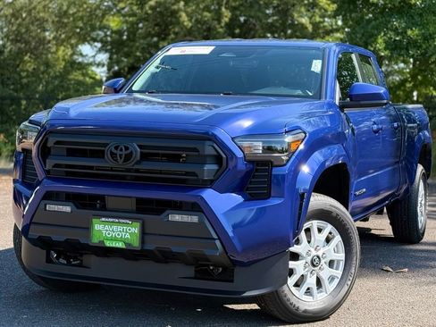 Certified 2024 Toyota Tacoma SR5 AWD/4WD image 1