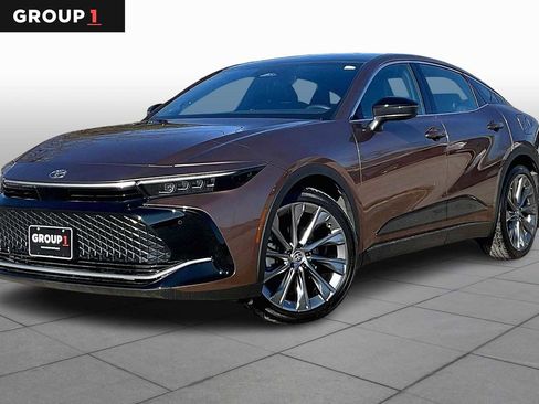 Used 2026 Toyota Crown Limited image 1