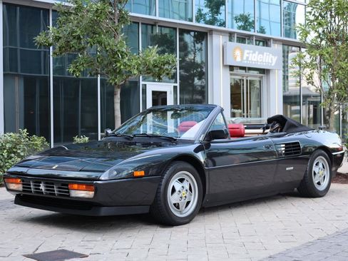 Used 1989 Ferrari Mondial T Cabriolet RWD image 84