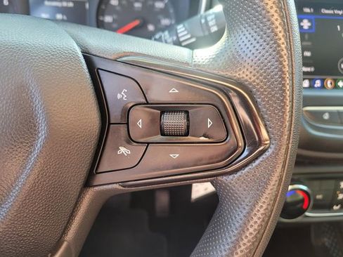 Used 2023 Chevrolet TrailBlazer LS image 26