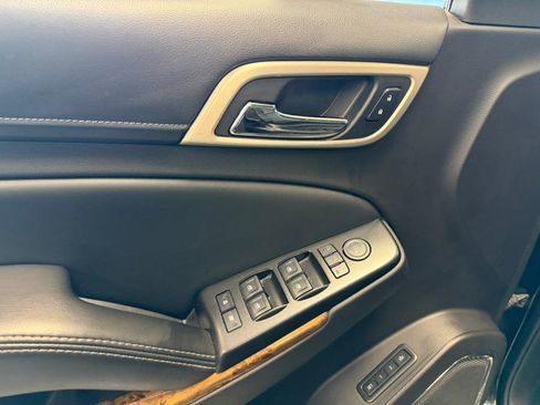 Used 2016 GMC Yukon Denali image 26