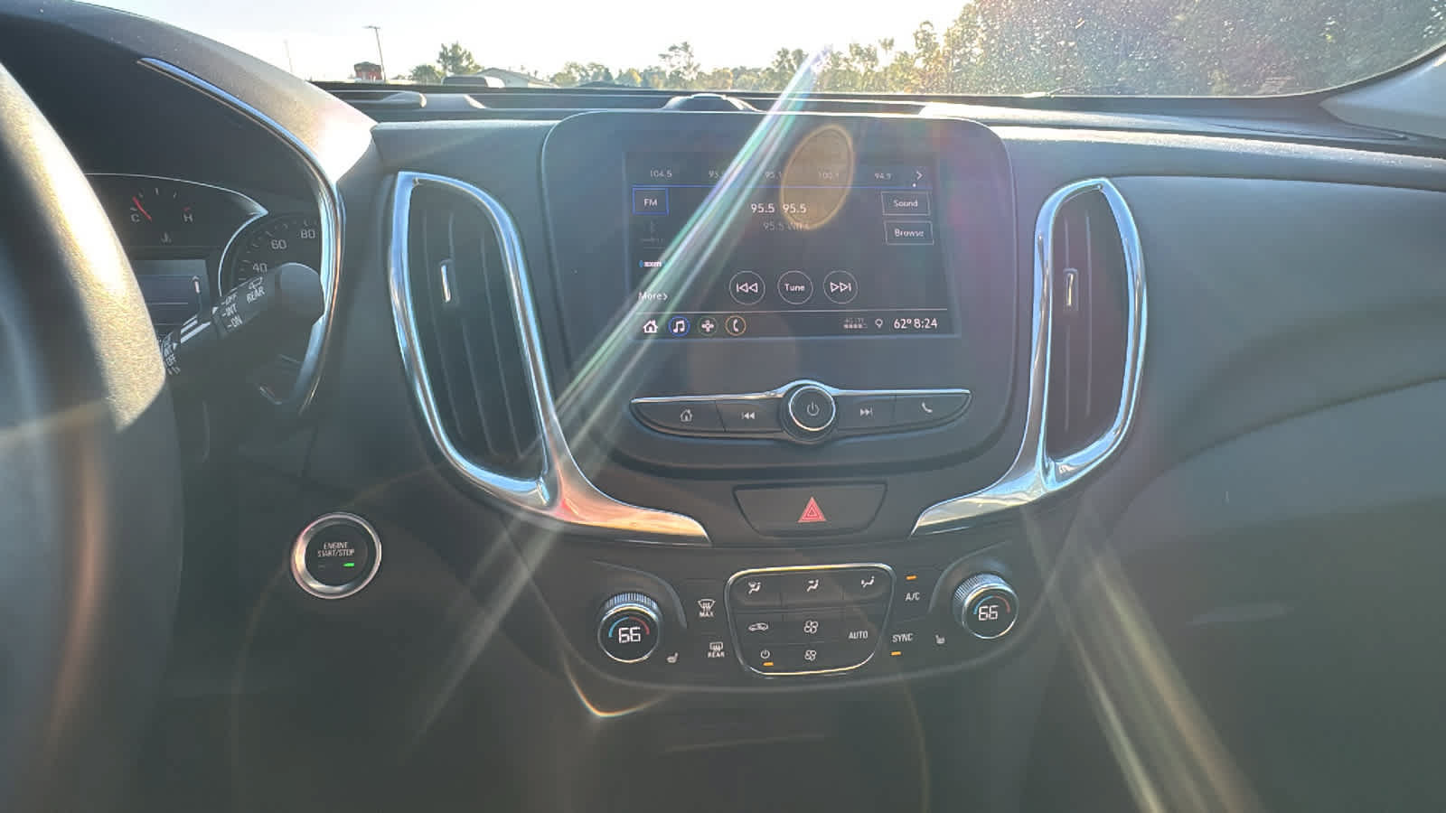 Used 2021 Chevrolet Equinox LT AWD/4WD image 15