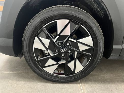 Used 2025 Hyundai Kona SEL FWD image 28