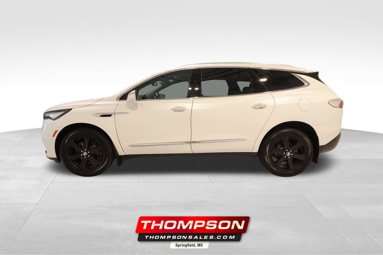 Used 2024 Buick Enclave Essence w/ Sport Touring Edition AWD/4WD image 1