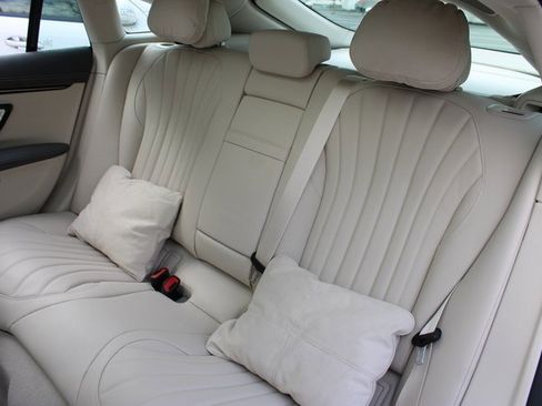 Used 2022 Mercedes-Benz EQS 450+ Sedan image 12