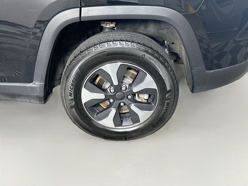 Used 2022 Jeep Grand Cherokee Limited 4xe AWD/4WD image 11