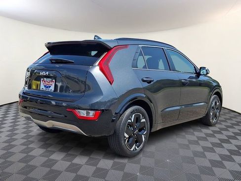Used 2023 Kia Niro Wind w/ Wind Preserve Package FWD image 6