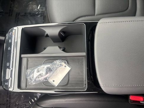 New 2026 Hyundai Tucson Limited image 23