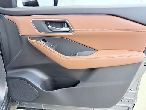 New 2026 Nissan Rogue Platinum w/ Platinum Premium Package AWD/4WD image 35