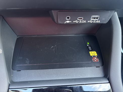 Used 2025 Subaru Forester Premium image 25