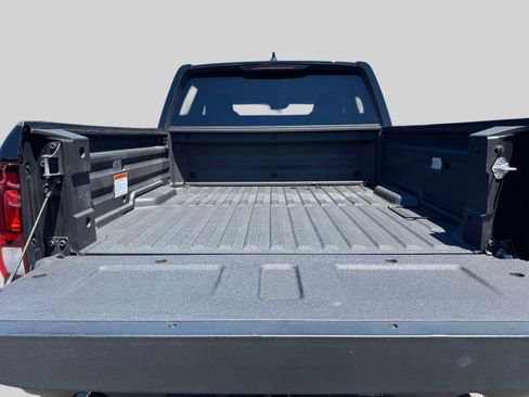 Certified 2025 Honda Ridgeline Sport image 9