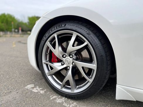Used 2016 Nissan 370Z Coupe RWD image 21