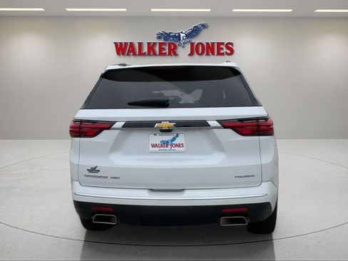 Used 2023 Chevrolet Traverse Premier image 6