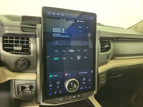 Used 2023 Ford Expedition Max Platinum RWD image 27