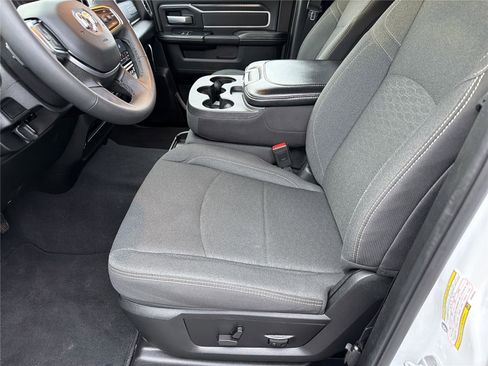 Used 2025 RAM 2500 Big Horn image 9