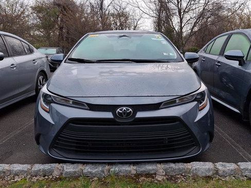 Certified 2025 Toyota Corolla LE w/ LE Premium Package image 3