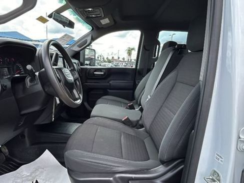 Used 2022 GMC Sierra 3500 Pro w/ Fleet Convenience Package image 17