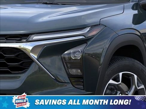 New 2026 Chevrolet Trax LT w/ Driver Confidence Package FWD image 10
