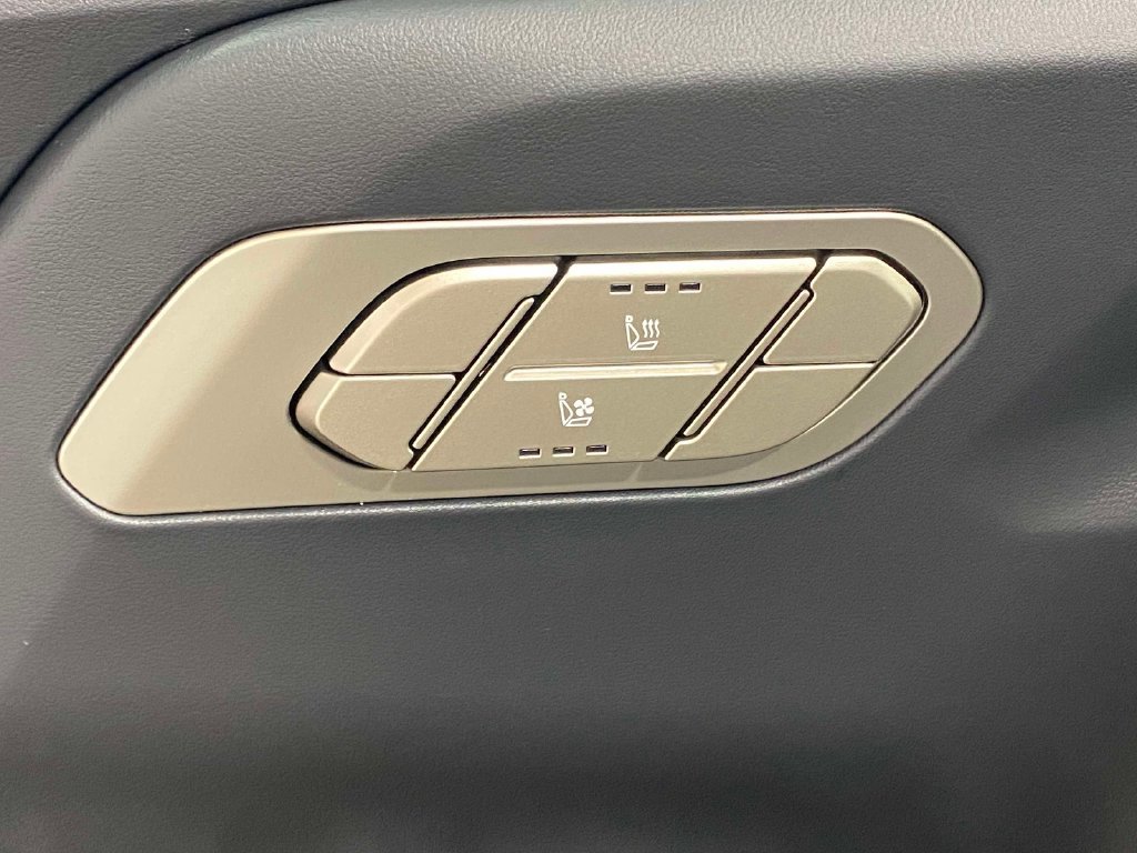 New 2027 Kia Telluride EX FWD image 23