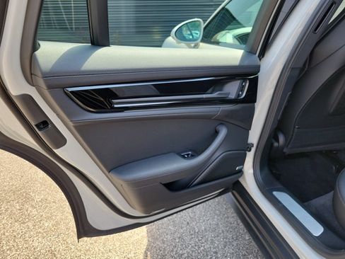 Certified 2026 Porsche Panamera 4 AWD/4WD image 21