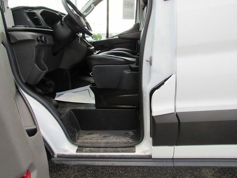 Used 2020 Ford Transit 150 Low Roof RWD image 26