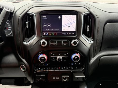 Used 2021 GMC Sierra 1500 AT4 w/ AT4 Preferred Package image 21