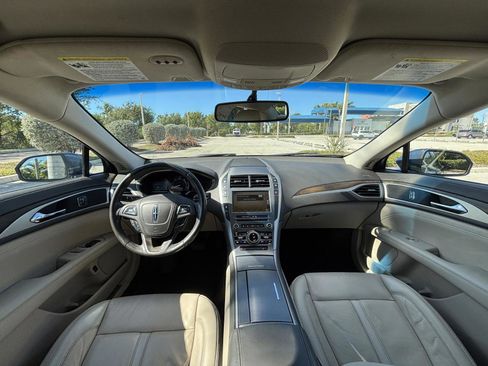 Used 2018 Lincoln MKZ Select w/ Select Plus Package image 9