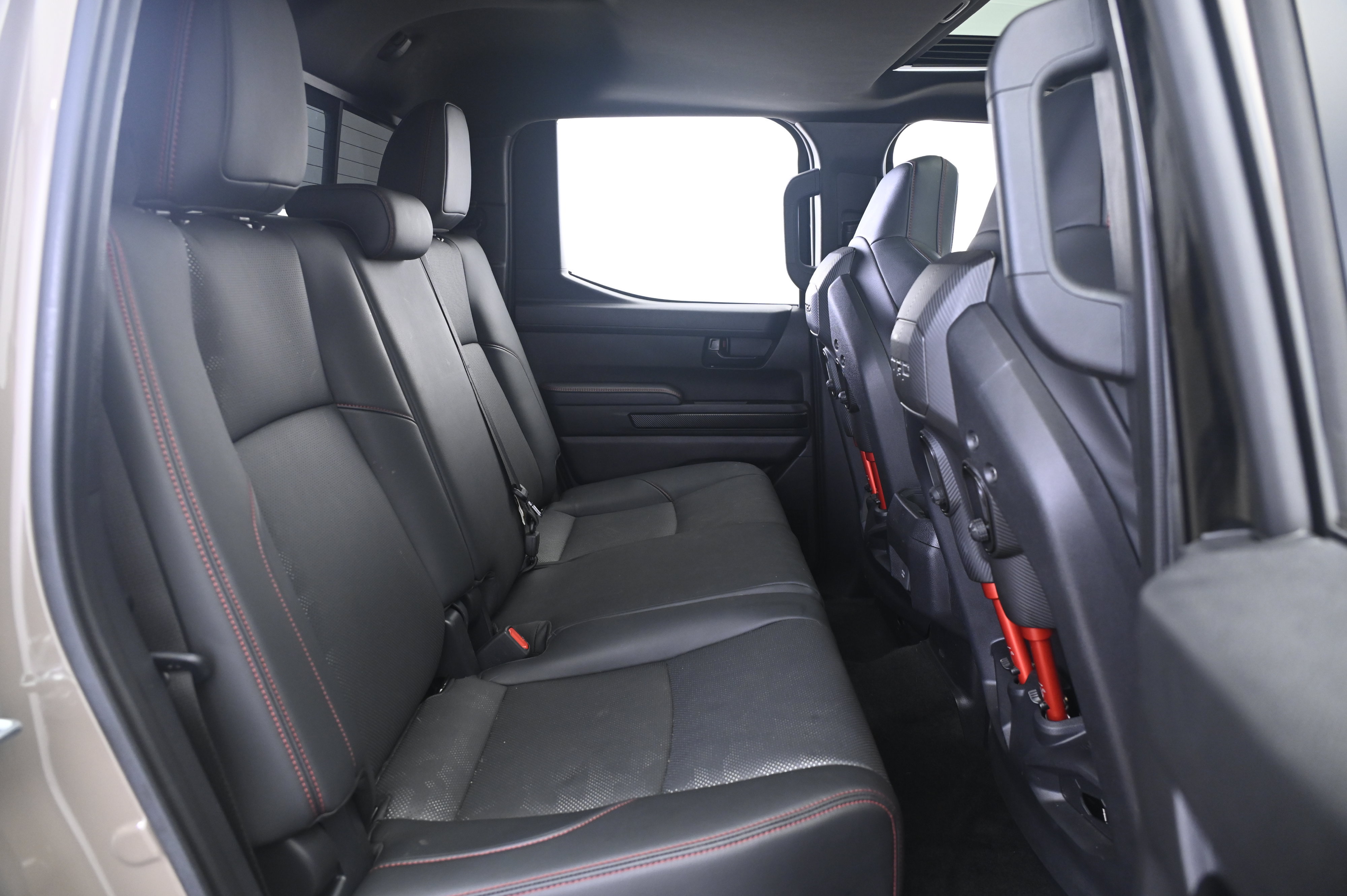 Used 2025 Toyota Tacoma TRD Pro AWD/4WD image 18