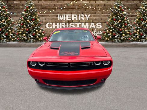 Used 2015 Dodge Challenger R/T Plus image 10