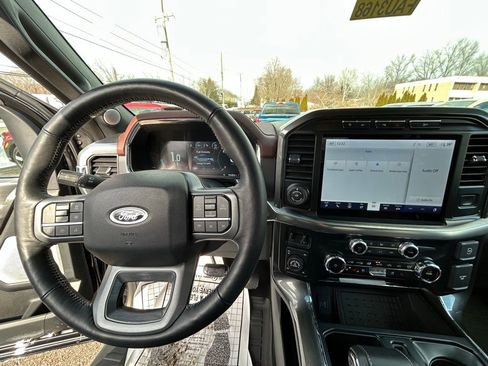 Certified 2023 Ford F150 Lariat w/ Equipment Group 502A High image 28