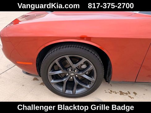 Used 2021 Dodge Challenger SXT w/ Blacktop Package image 8