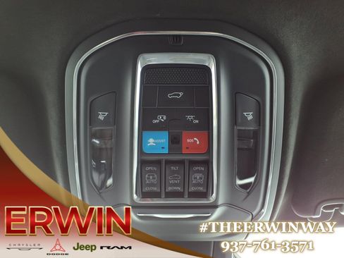 Used 2024 Jeep Wagoneer Launch Edition image 22