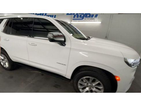 Used 2024 Chevrolet Tahoe Premier image 2