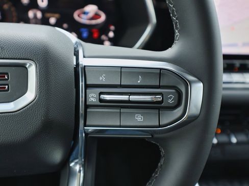 New 2026 GMC Canyon Elevation w/ Convenience Package image 17