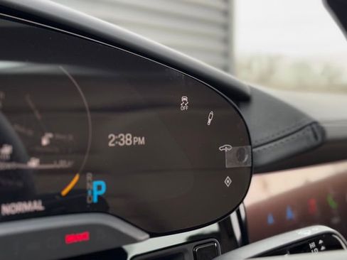 New 2024 Porsche Taycan 4S image 28