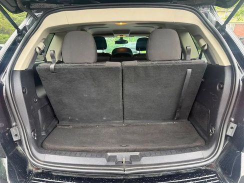 Used 2018 Dodge Journey SE w/ Connectivity Group FWD image 8
